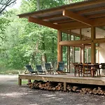 Youza Dans Les Arbres Lodge *