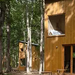 Youza Dans Les Arbres Domek letniskowy