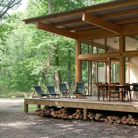 Youza Dans Les Arbres Lodge *
