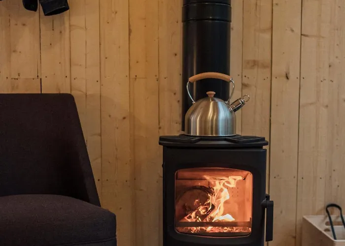 Youza Dans Les Arbres La Couture-Boussey